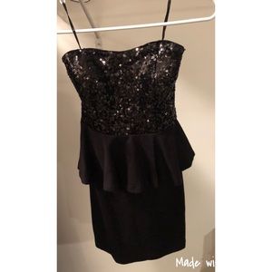 Strapless sequined peplum formal dress